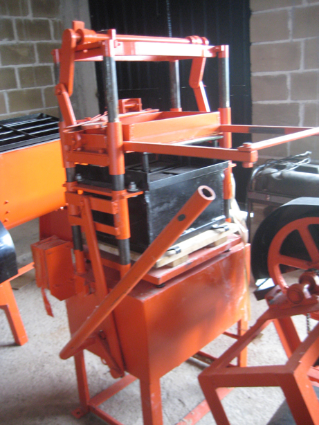 Block press